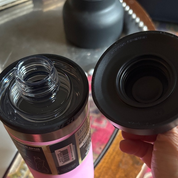 YETI Rambler 18 oz Bottle in Pink and Black New - Picture 3 of 4